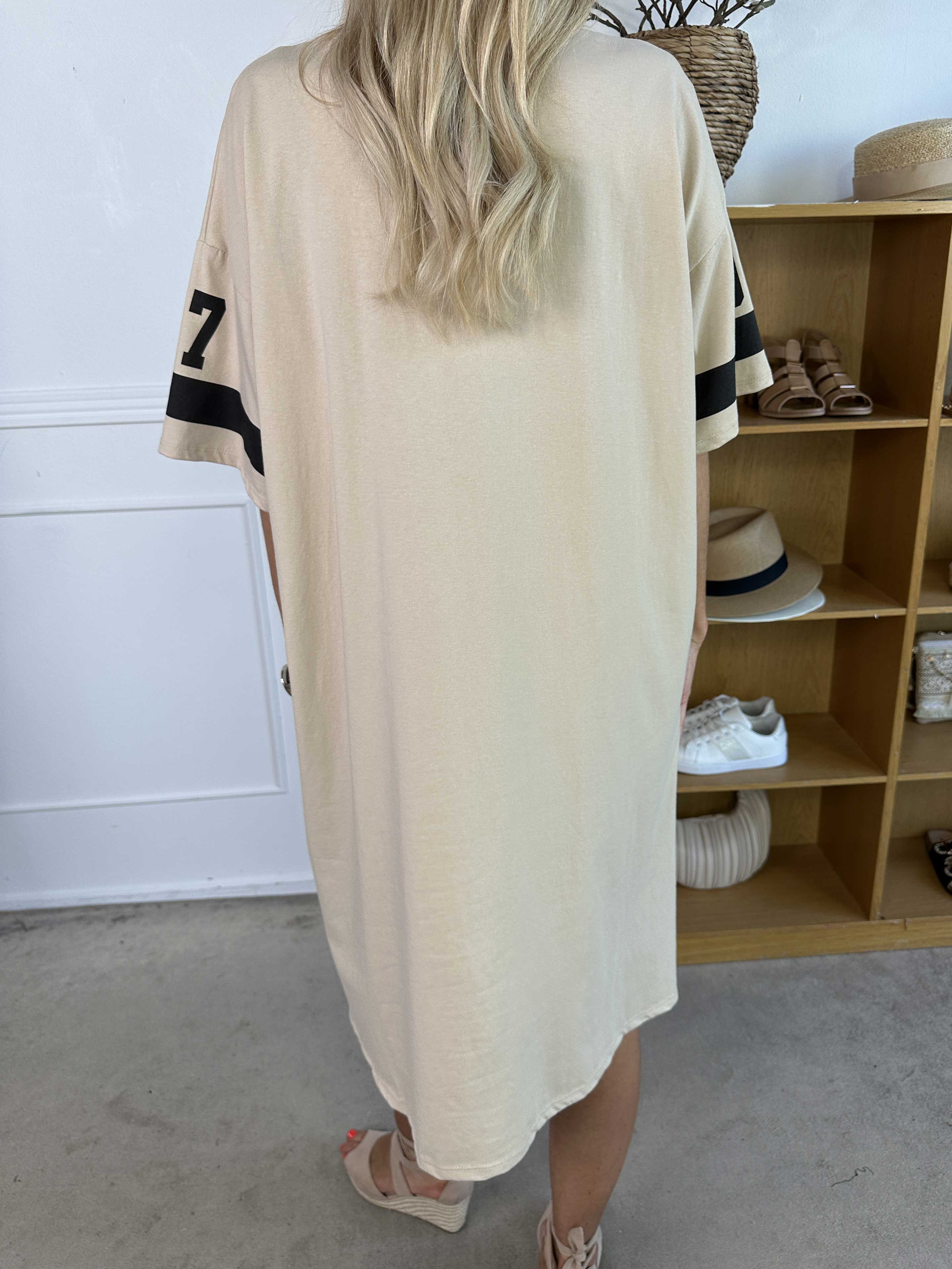 Millie - Queen t-shirtklänning i mjuk bomull